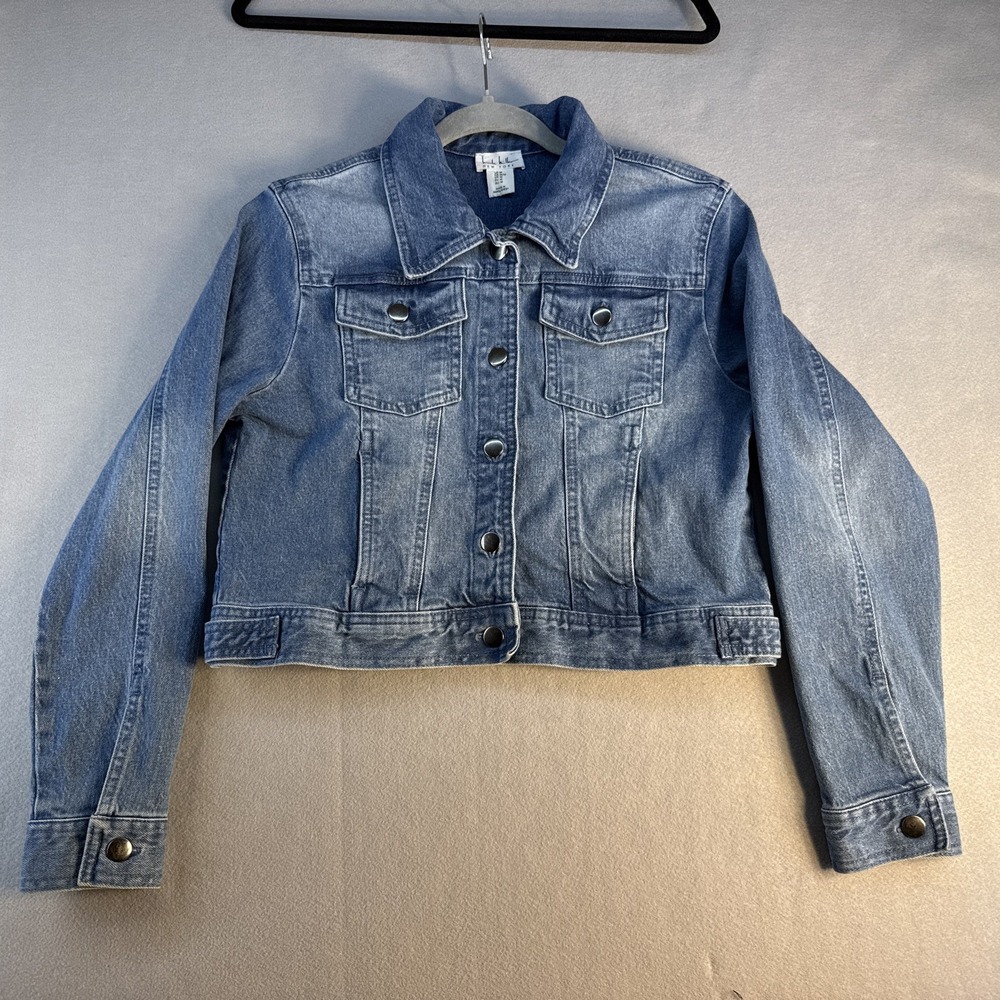 Nicole Miller New York Jean Jacket Size M. Light Wash Jean Jacket